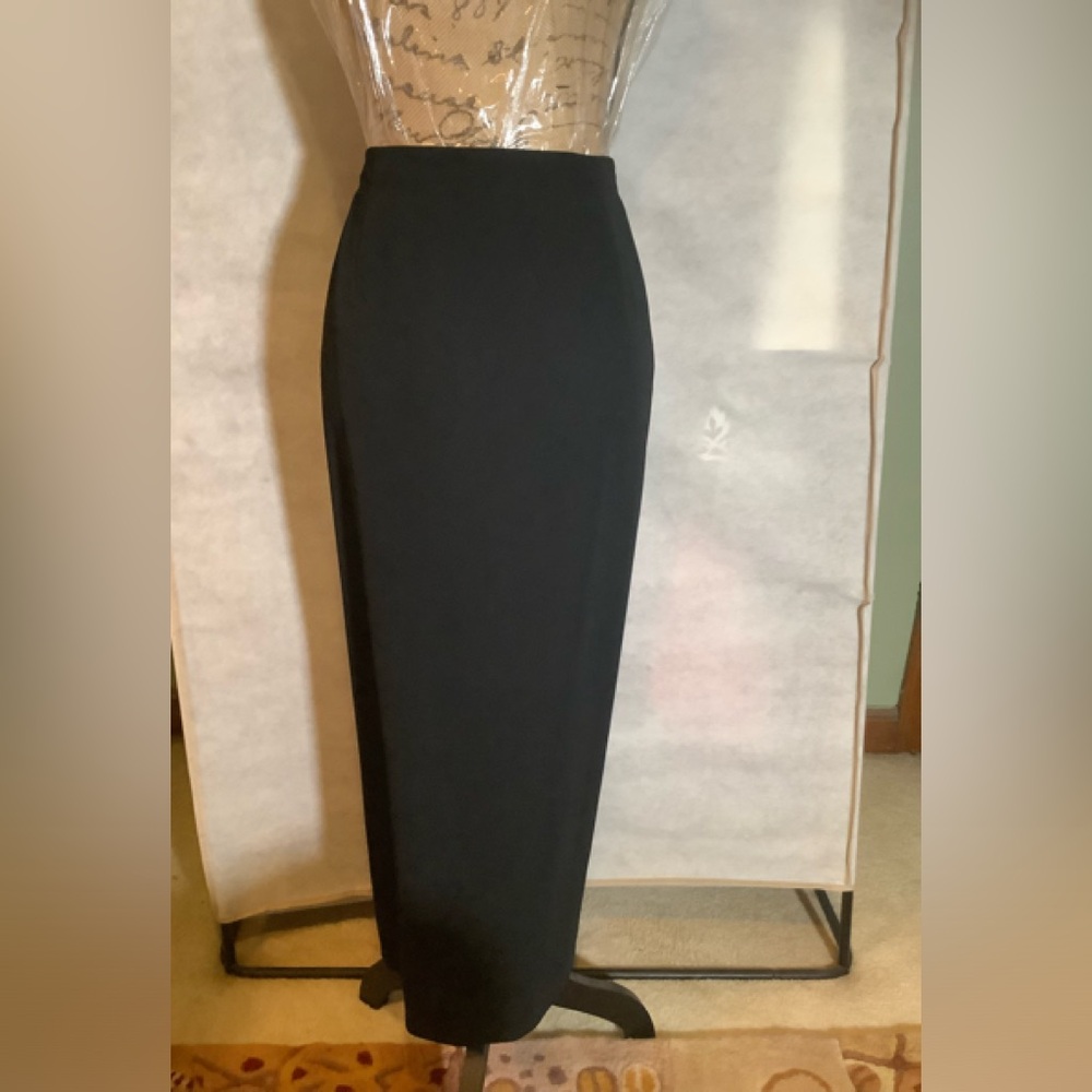 Jones NY, Black maxi length straight skirt. Sz 12
